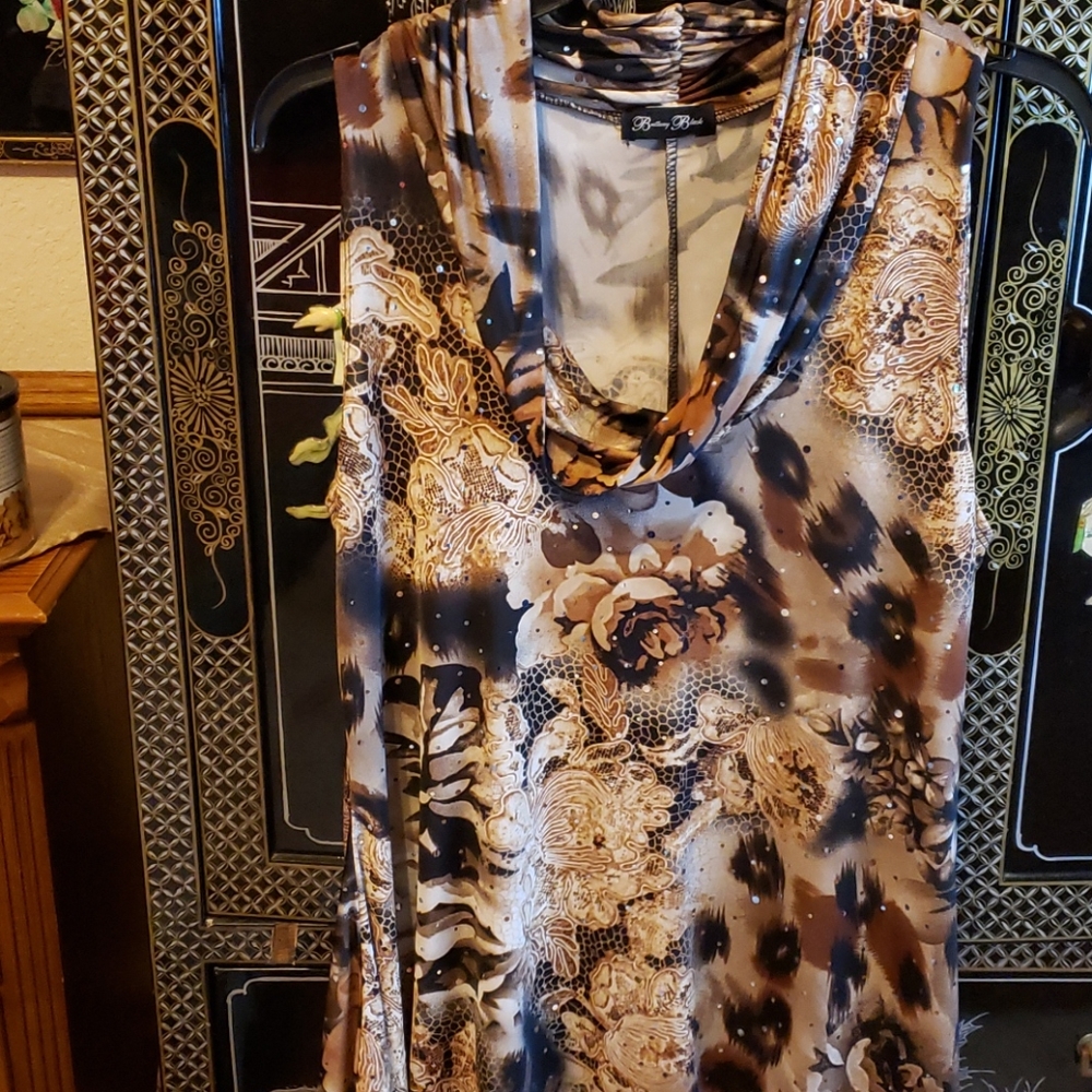 New Mult Tan/Brown Fancy Top